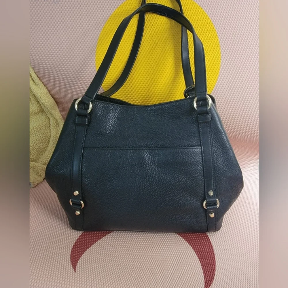 đź‘‘LOWSTART Excellent Used Condition Leather 3 Compartment MK Shouldebag - Picture 3 of 13